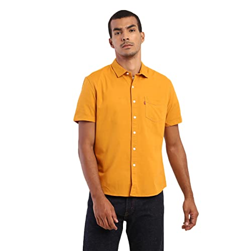 Image of Levi's Men's Solid Slim Fit Shirt