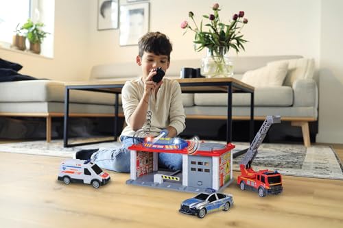 SOS-Rettungsstation mit 3 Fahrzeugen, Polizei, Feuerwehr und Krankenwagen, Station mit Licht & Sound, Mikrofon mit Lautsprecherfunktion, Try me Funktion, Tor zum Öffnen, inkl. Batterien, 33x21x18 cm