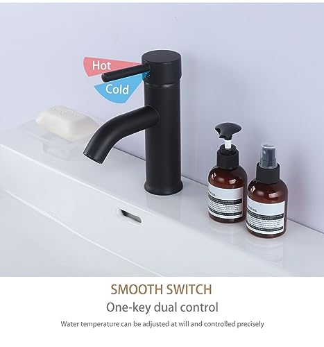 Mélangeur évier pour votre routine matinale avec jet d'eau chaude et froide fluide