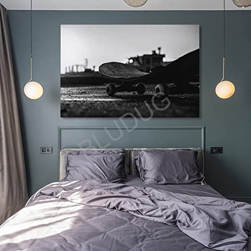 Bludug Skateboarding Poster,Skateboard Art Photo Black And White Skateboard Canvas Wall Art Poster Canvas Painting Wall Art Poster For Bedroom Living Room Decor24X36Inch(60X90Cm) #TOP7