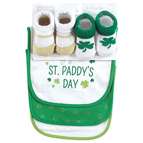 Image of Hudson Baby Unisex Baby Cotton Bib and Sock Set, Lucky Lady, One Size