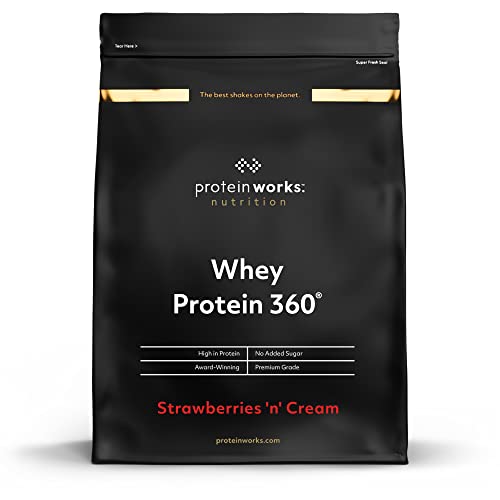 THE PROTEIN WORKS Whey Protein 360 | Batido Alto En Proteínas Para Construir Músculo| Combinación TRI-Proteica | Fresas Con Nata | 600g