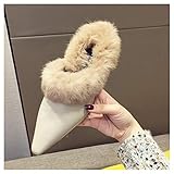 Material superior: terciopelo, cuero artificial
