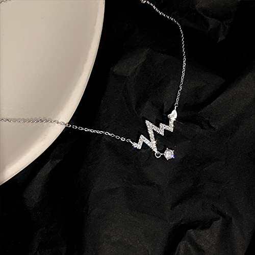 Collier cœur zircon pour femmes : bijouterie géométrique d'exception