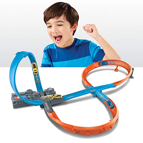 Hot Wheels GGF92 - Rennstrecke mit 8er-Kurve mit motorisierten Loopings für Geschwindigkeit, Spielzeug Autorennbahn für… – Bild 8