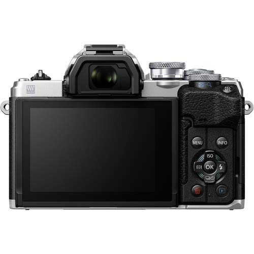 Amazon.com : Olympus OM-D E-M10 Mark IV Digital Camera with