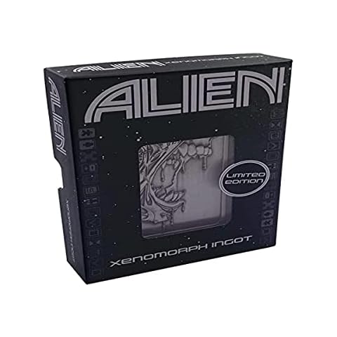 Fanattik Alien - Limited Edition Xenomorph Antique Silver Collectible Cover