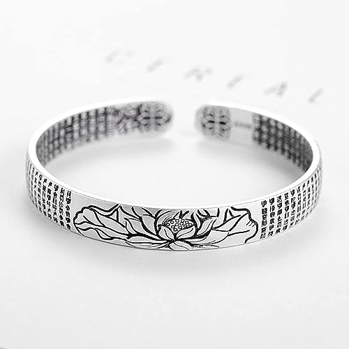 Bracelet à fleurs réglable fini les bijoux trop petits