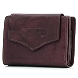 PRAKTISCHE GRÖßE - mit den Maßen 13,5 cm (Breite) x 9,5 cm (Höhe) x 3 cm (Tiefe) passt die Briefbörse in viele Handtaschen.