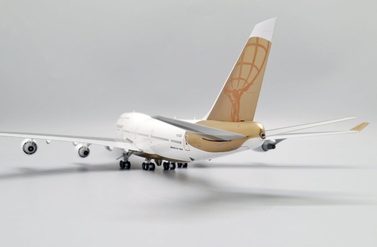 Amazon.co.jp: Jcwings アトラスエア 747-400 N263SG 1/200 : ホビー