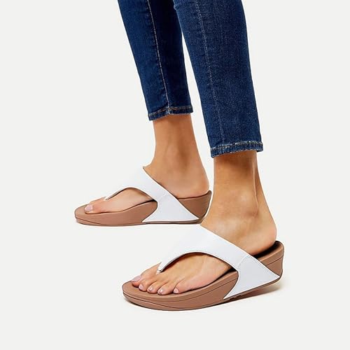 Image of FitFlop Womens Lulu Leather Toe Post Sandals