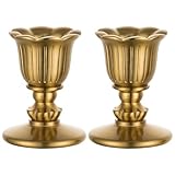 Bougeoirs décoratifs en laiton doré avec design en métal brossé pour un look vintage et sophistiqué, respirant l'élégance et le romantisme, idéal pour rehausser n'importe quelle décoration de table ou de cheminée