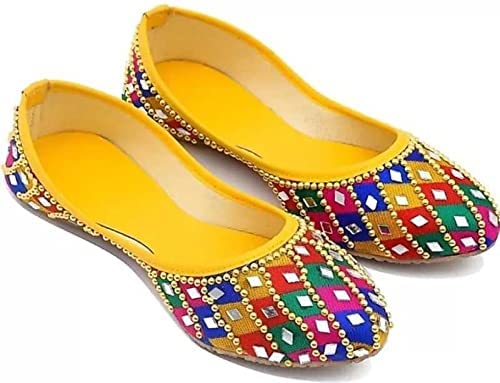 Sandycraft Rajsthani Handmade Indigo Printed Blue Juttis Mojari