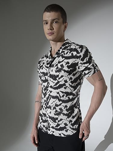 Image of Hubberholme Men's Rayon Relaxed Fit Printed Half Sleeve Resort Shirt