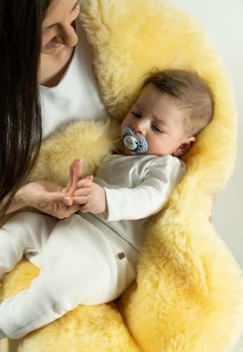 Pelle di Agnello Dorata per Neonato 90-100 cm