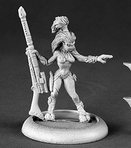 Chronoscope Female Andromedan Hunter miniatures figurine alien SF pour modélisme et wargame