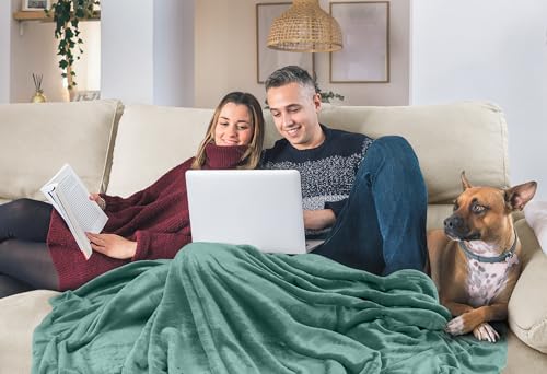 Image of Utopia Bedding Fleece Blanket Twin Size Celadon 300GSM Luxury Anti-Static Fuzzy Soft Microfiber Bed Blanket (90x66 Inch)
