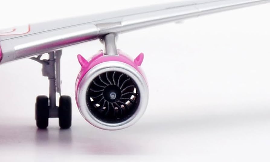 Amazon.co.jp: JC Wings 1:200 Finished Japan Peach Airlines for