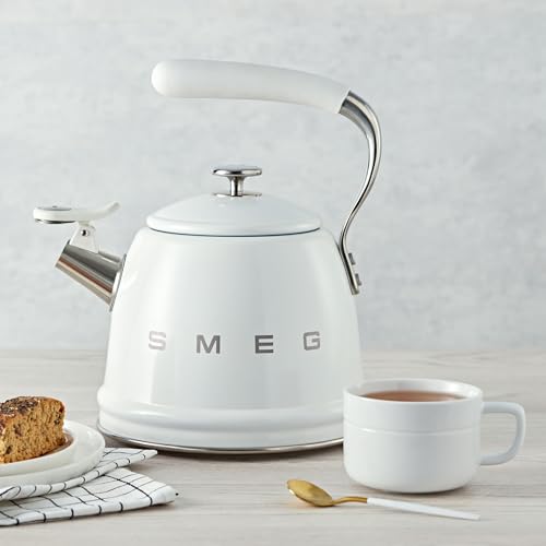Image of SMEG Stovetop Whistling Kettle - 50s Retro Style, 2.3 Liter (10 Cup / 2.4 Quart) Stainless Steel Tea Kettle with Iconic Design & Whistle - Premium Kitchen Statement Piece-White