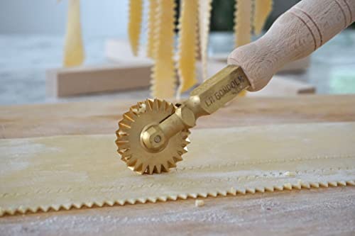 La Gondola Homemade Pasta Cutter - Double Wheel (Festooned & Smooth) | Italian Pasta Making Tool For Home And Business | Brass & Natural Wood | Safe & Easy To Use Pasta Cutting Tool | Ravioli Cutter #TOP4