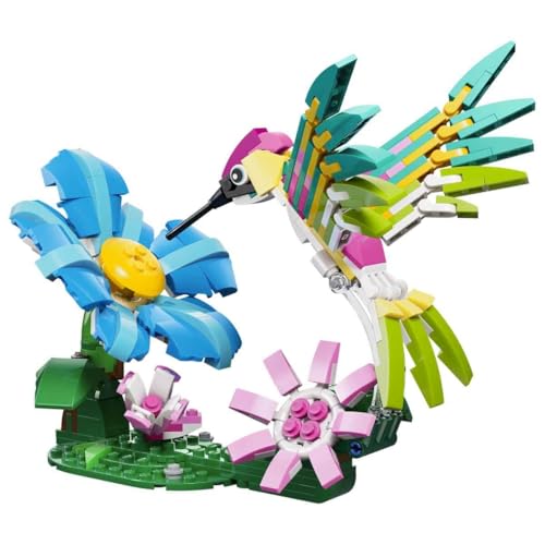Image of LEGO Creator 3 in 1 Wild Animals: Colorful Hummingbird - Rebuilds into a Butterfly or Fish - 31384