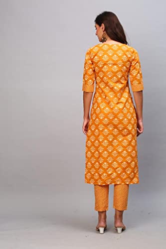 Image of GoSriKi Women's Cotton Blend Printed Straight Kurta With Pant