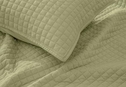 Image of Wonderful 2 Piece Waffle Weave Quilt Set Twin Size, Sage Lightweight Bedspread Coverlet for All Season, Ultra Soft Microfiber Bedding Set with Pillow Sham, Waffle Pattern Quilted Design 68 inchx86 inch | Breathable & Cozy