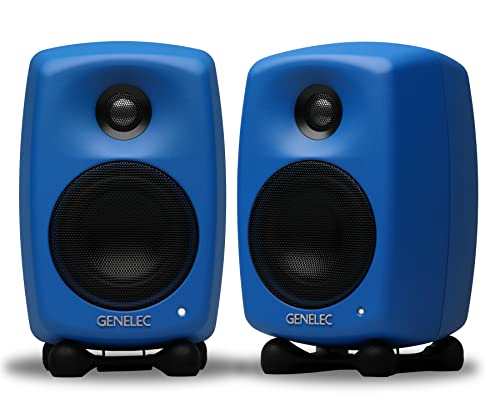 GENELEC アクティブスピーカー2台とSENNHEISERヘッドフォン GENELEC アクティブスピーカー2台とSENNHEISERヘッドフォン