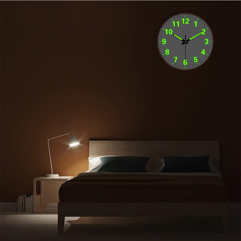 Amazon.co.jp: 夜見える デジタル時計 壁掛け夜光 サイレントウォール