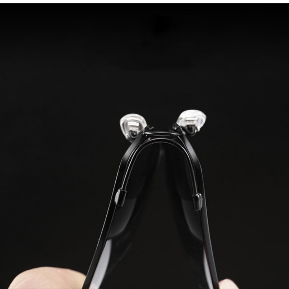Polarisierte, photochrome Sonnenbrille aus Titan für Herren, die im Freien Auto fahren möchten.