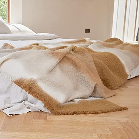 ZonLi Throw Blanket for Couch Wavy Gradient Lightweight Soft Plush Fuzzy Cozy Blankets and Throws with Tassels for Bed 57x 75 Inches Loop Yarn Boucle Pastoral Style Blankets Cover