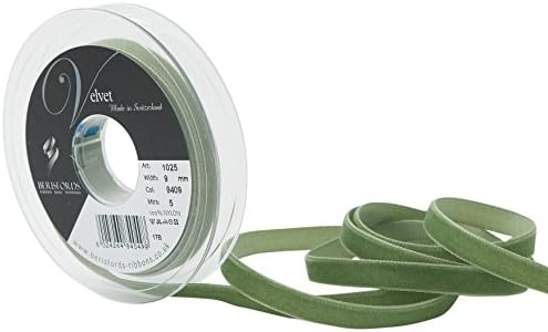 Berisfords Velvet Ribbon, Dark Green, 10.2 x 1.5 x 10.2 cm