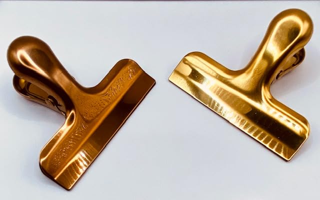Juego de 2 clips de metal de acero inoxidable vintage Elegance dorado y bronce, soporte de página multiusos para cuadernos, diarios, álbumes de recortes y organización de oficina