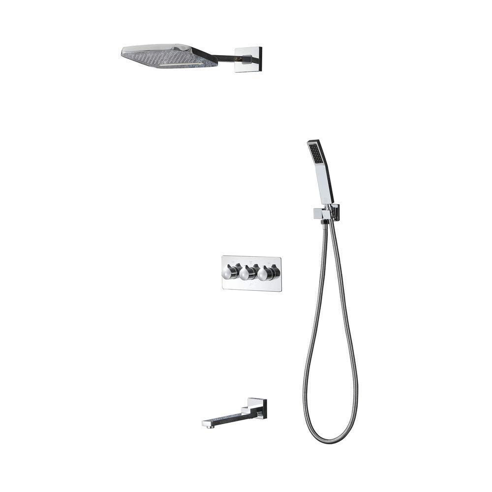 Robinet en chrome poli et colonne de douche pour rénover votre salle de bain