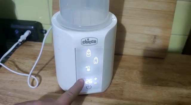 Chicco Fläschchenwärmer und Babykostwärmer für Zuhause und Unterwegs, mit 3 Programmen und Abschaltautomatik, stufenweise Erwärmung, für Fläschchen und Gläschen, mit Warmhaltefunktion, weiß, 1 Stück