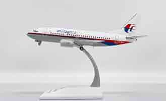 JC Wings 1:200 マレーシア航空 B737-500 9M-MFH JC Wings 1:200 マレーシア航空 B737-500 9M-MFH