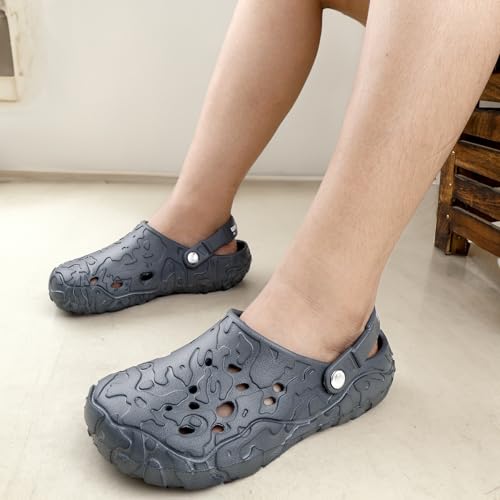 Image of Slip-On COSCO | Unisex | Lightweight | Adjustable Back