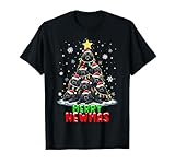 Diseño Merry Newmas con adorables perros Terranova, perfecto para los amantes de Newfie y los entusiastas de los perros. Celebre la temporada navideña con este diseño festivo con temática de árbol de Navidad. Ideal para los amantes de esta raza inteligente