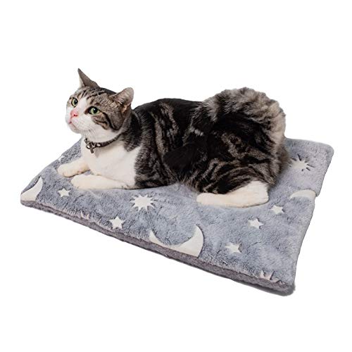 SEIS Reflective Pet Warm Mat Winter Dog Sleeping Pad Flannel Cat Bed Star Moon Design for Small Medium Large Dogs Cats (S)