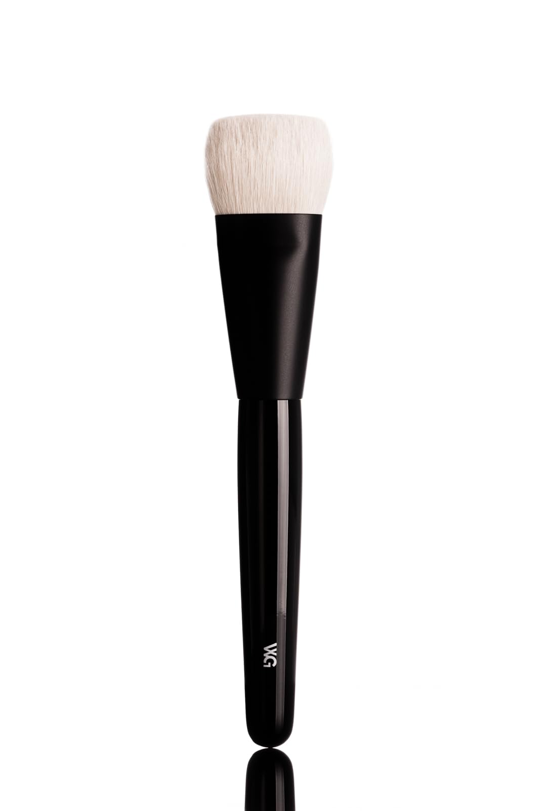 Wayne Goss F4 Foundation Brush - Natural Bristles - Airbrushed Coverage - For Liquid, Cream, Powder Foundation - Contouring
