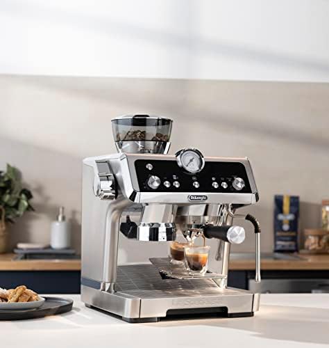 De'Longhi La Specialista Espresso Machine with Sensor Grinder, Dual Heating System, Advanced Latte System & Hot Water Spout for Americano Coffee or Tea, Stainless Steel, EC9335M, 1.3 liters - Thumbnail 3