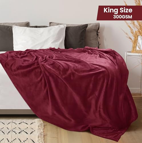 Image of Utopia Bedding Fleece Blanket King Size Burgundy 300GSM Luxury Anti-Static Fuzzy Soft Microfiber Bed Blanket (90x102 Inch)