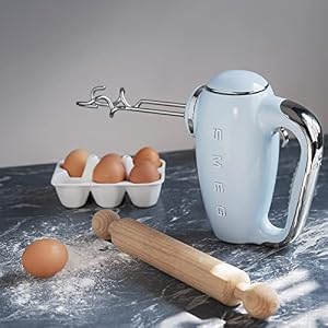 SMEG Pastel Blue 50s Retro Style Electric Hand Mixer with Set of Beaters Set of Dough Hooks and Set of Whisks