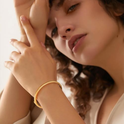LOMISS PULSEIRAS FEMININAS BRACELETE FOLHEADO A OURO 18K LISO (Dourado)