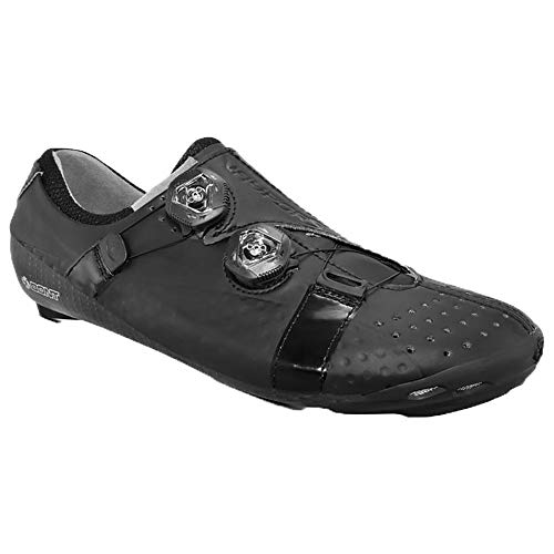 9 Best Cycling Shoes for Wide Feet [Widest Cycling Shoes]