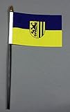 Polyesterstoff mit heißgeschnittenen Kanten