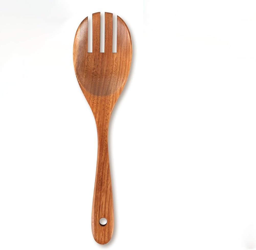 Wooden Pasta Fork with Round Holes and Serrations, 1 Piece, Suitable for Scooping Pasta, Ideal for Home Italian Cooking, Western Light Meals and Sauce Tossing