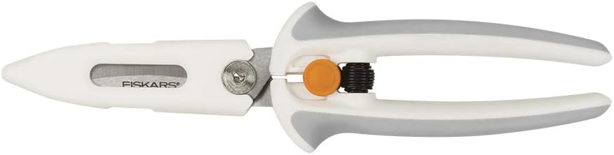 Fiskars Crafts Easy Action PowerCut Snips, 8, White/Gray