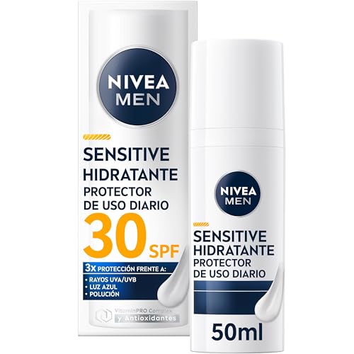 NIVEA MEN Sensitive Hidratante Protector FP30 de Uso Diario (50 ml), crema facial hidratante para hombre, protector solar para piel sensible con Camomila, Provitamina B5, Vitamina E y Licocalcón A