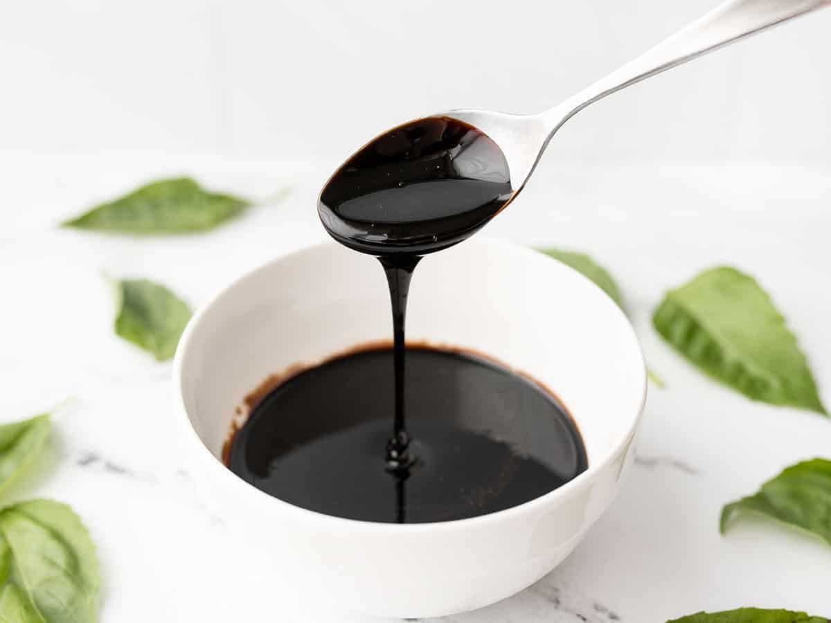 Balsamic Glaze of Modena, 250ml [Product of Italy, Made with Balsamic Vinegar of Modena] - Image 4 thumbnail
